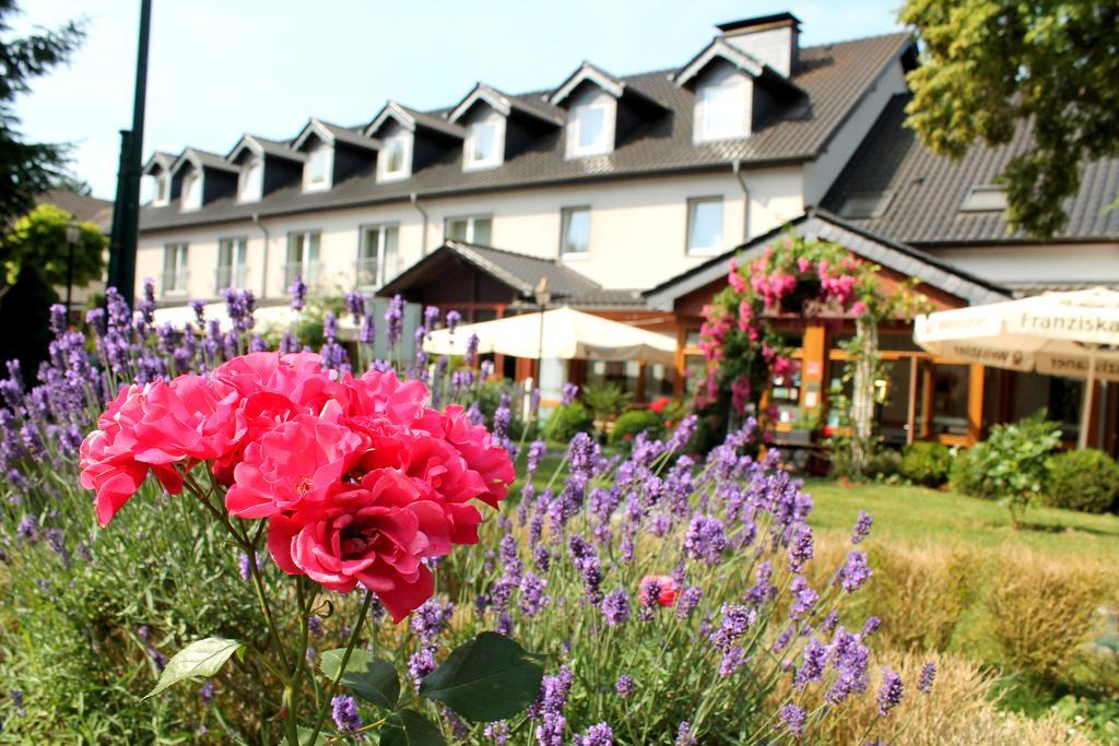 Hotel Und Restaurant Eurohof Дуйсбург Екстер'єр фото